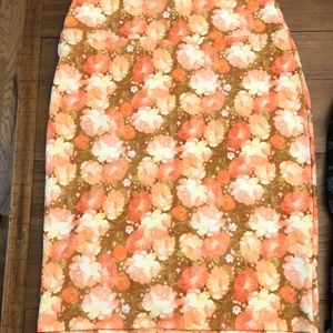 Lularoe Cassie skirt